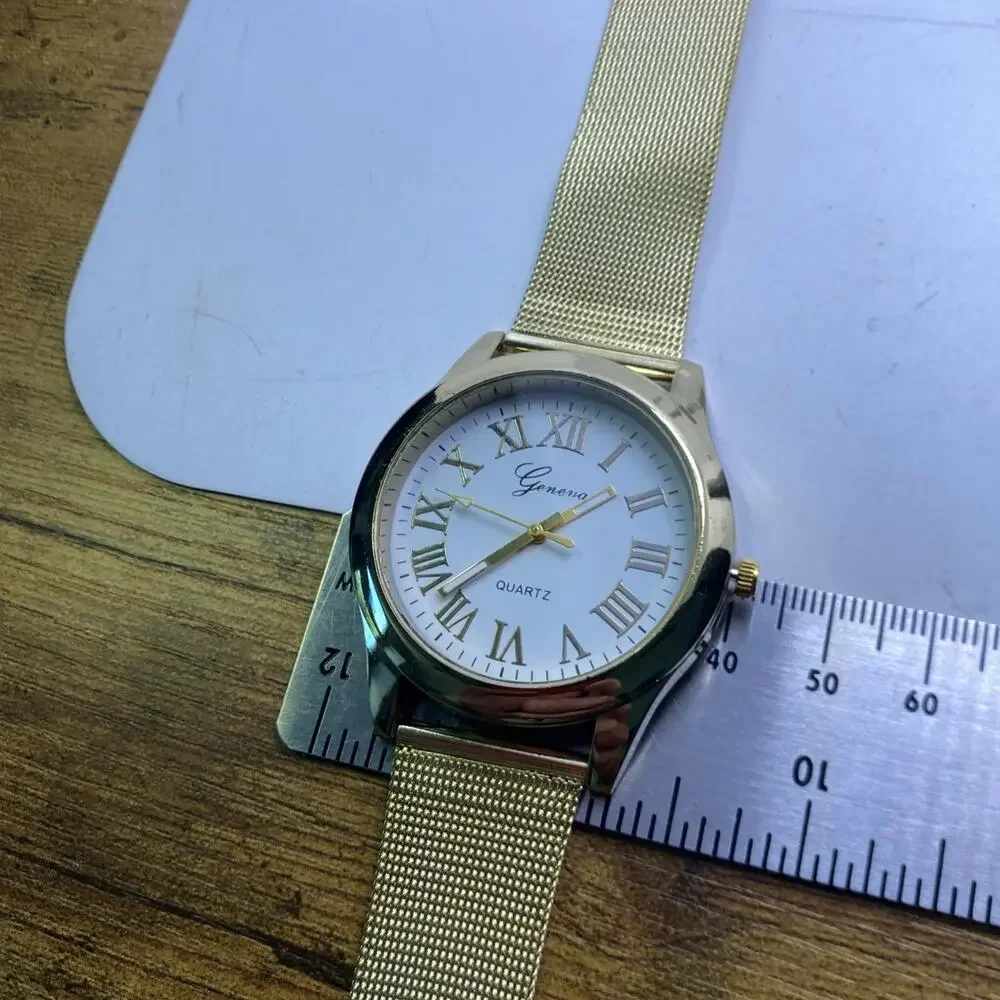 Geneva Womens Gold Tone Quartz Fashion Watch Works New Battery New!
